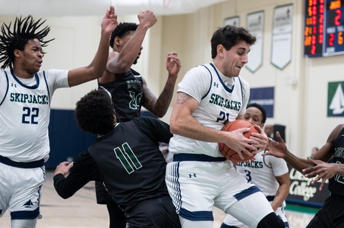 Skipjacks Win Last Regular Season Game